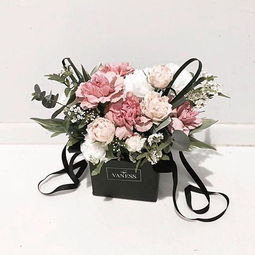 師恩如花，馨香永存——教師節康乃馨花藝作品圖集與禮品花卉選購指南